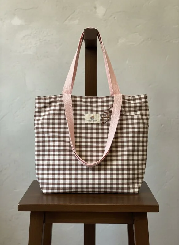 Totebag y Neceser a Juego - Vichy marrón con asas rosas - Imagen 2