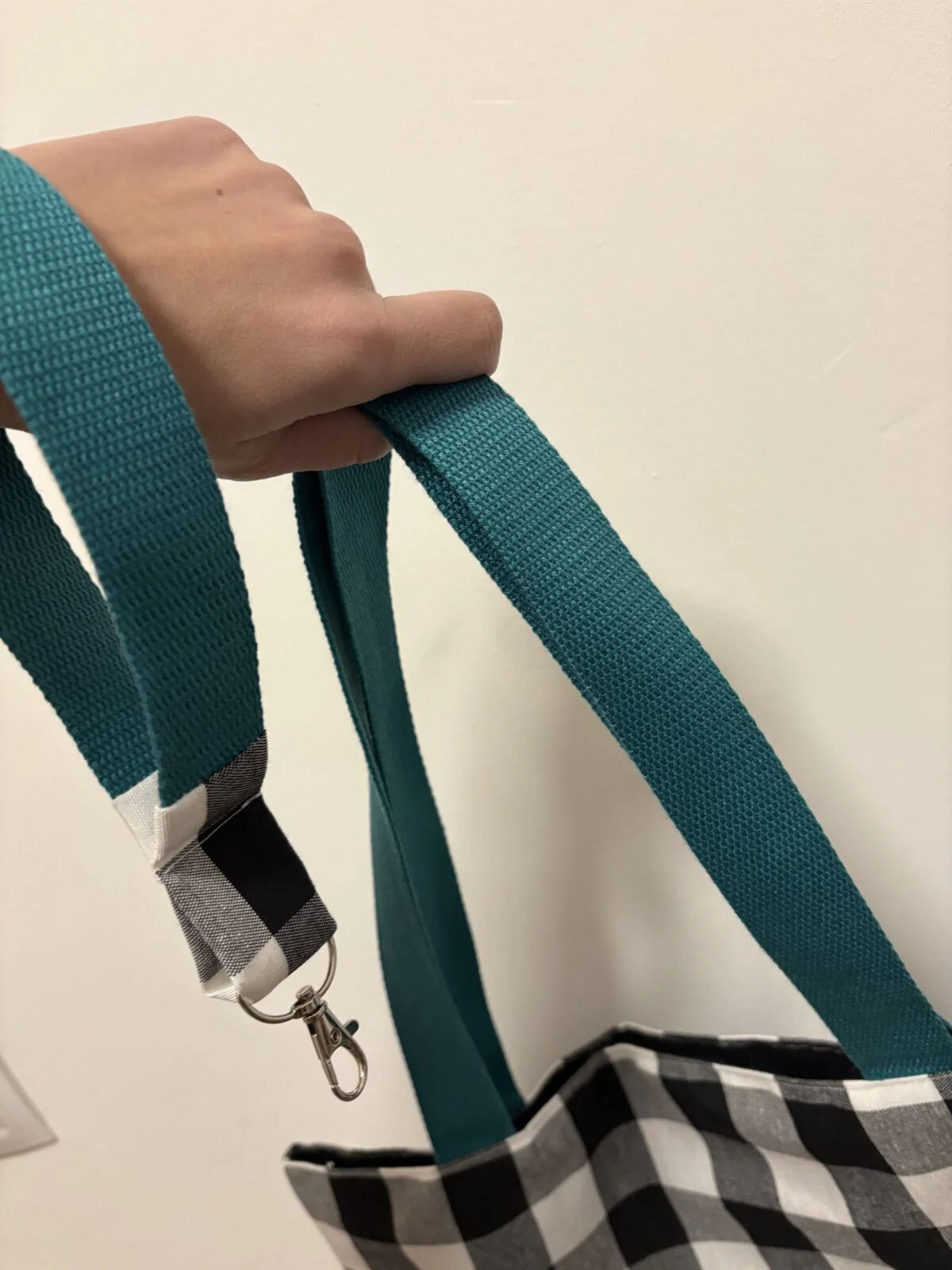 Tote bag cuadros y Llavero a Juego - Imagen 5