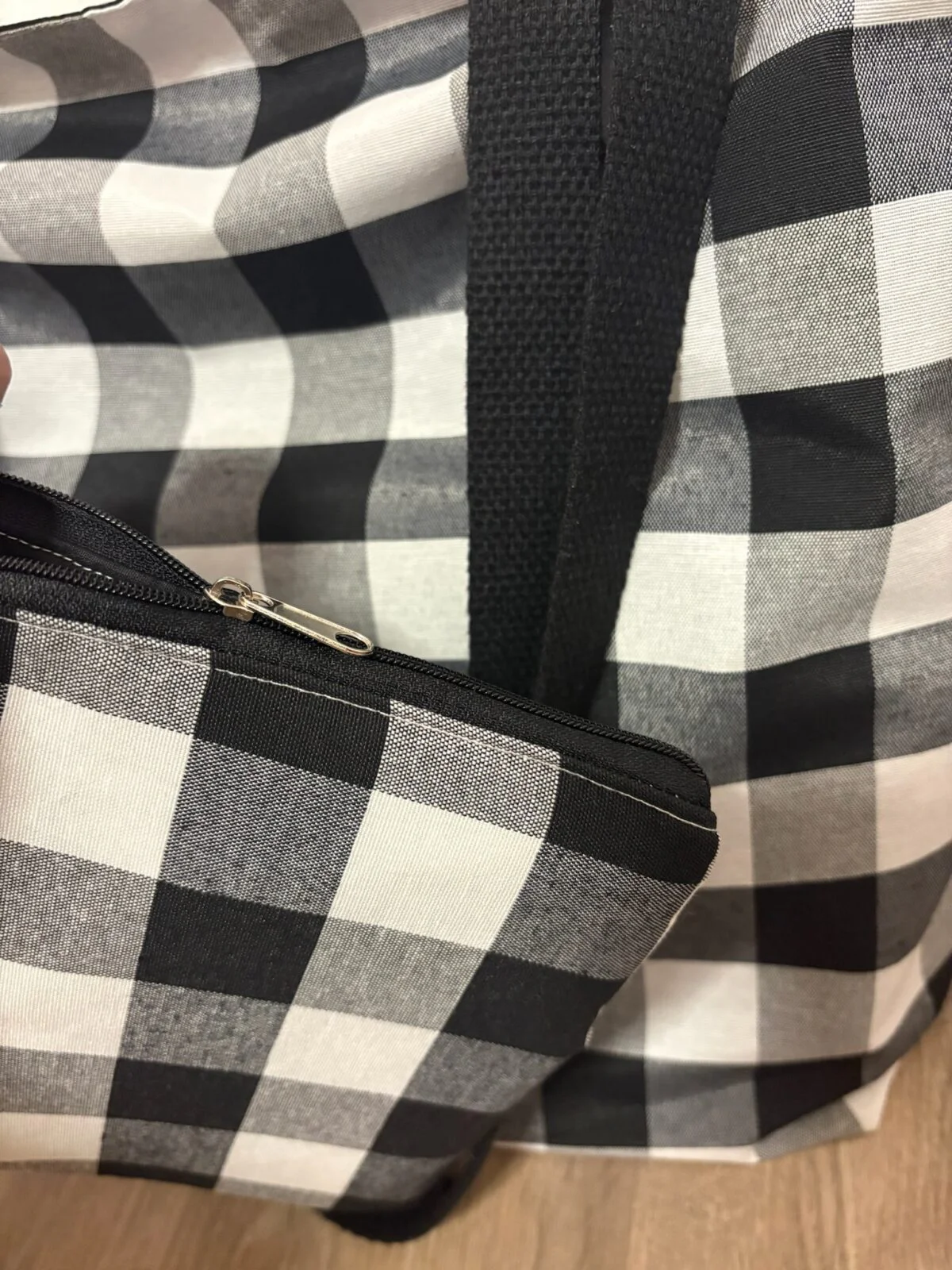 Bolsa Totebag y neceser ( cuadro blanco y negro) - Imagen 3