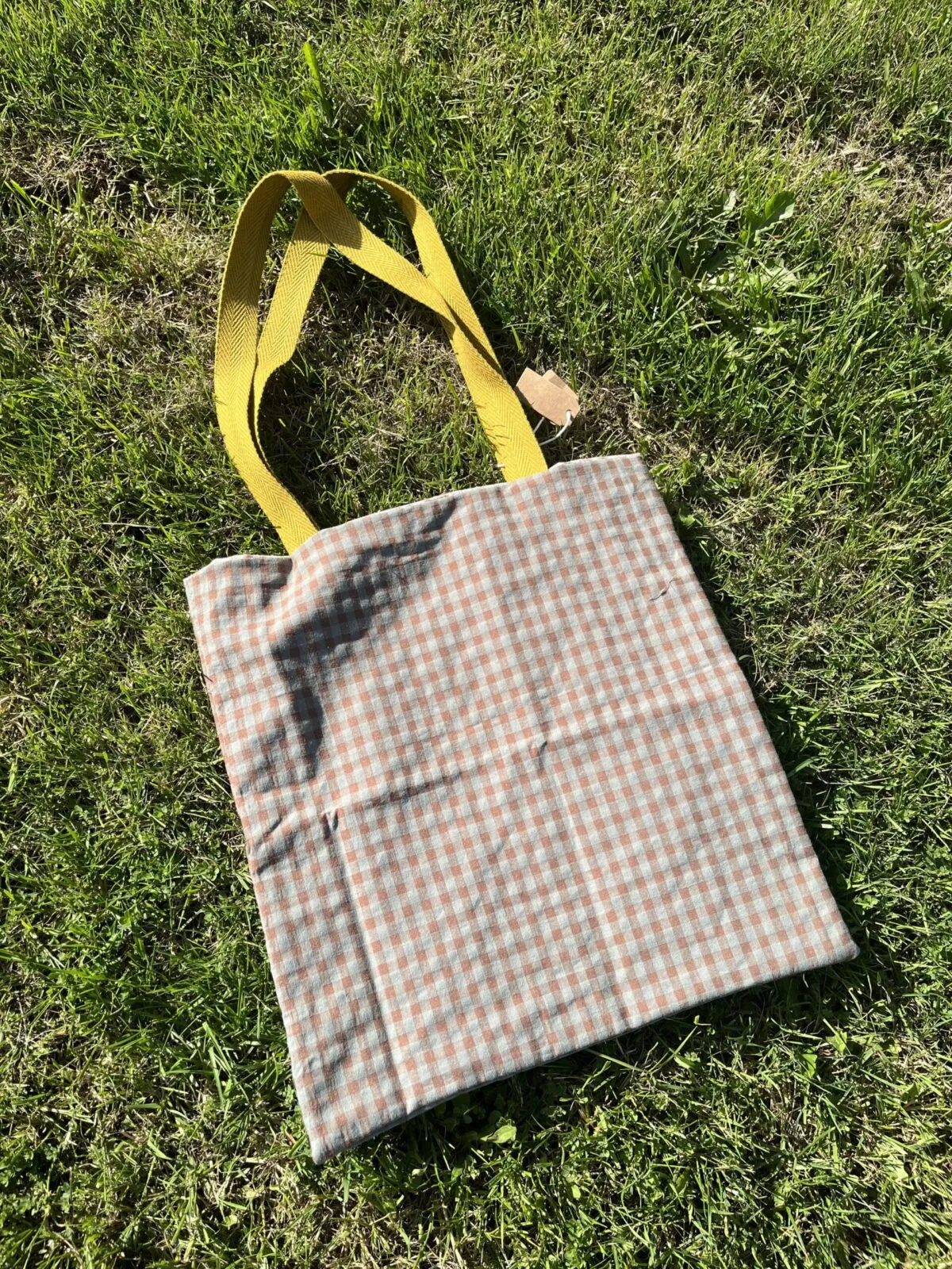 Bolso Tote Reversible Primavera - Estilo Versátil y Fresco - Imagen 2