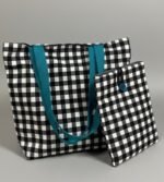Bolsa Totebag Vichy Negro y Blanco con Asas Turquesa y Funda Acolchada a Juego
