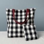 Totebag y neceser granate