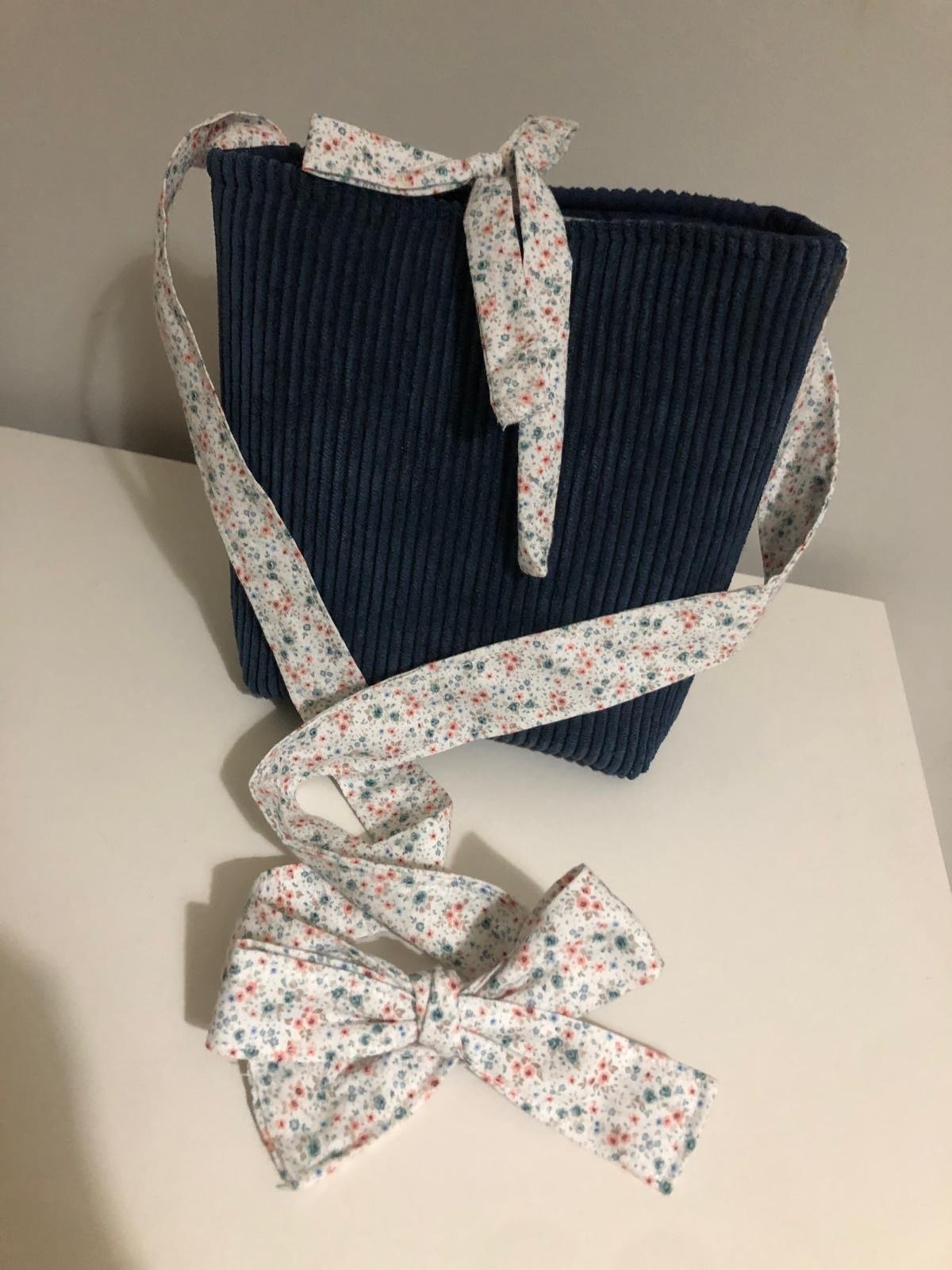 92266605-04ba-4c4a-8fc2-e22e64aaa363 Bolso bandolera - Imagen 1